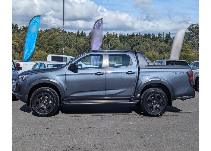 Used 1
                    ISUZU
                     for Sale Image