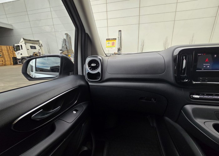 Used 1
                    MERCEDES BENZ
                     for Sale Image