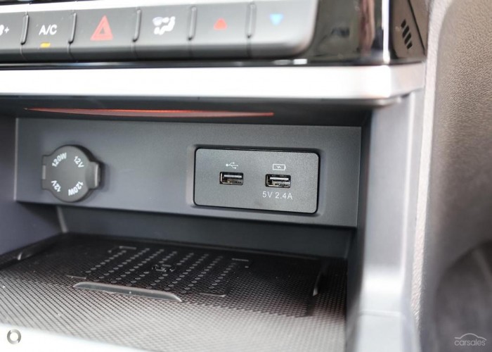 Used 1
                    JAC T9
                     for Sale Image