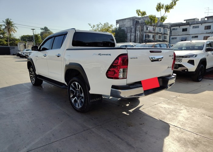 Used 11
                    TOYOTA
                     for Sale Image