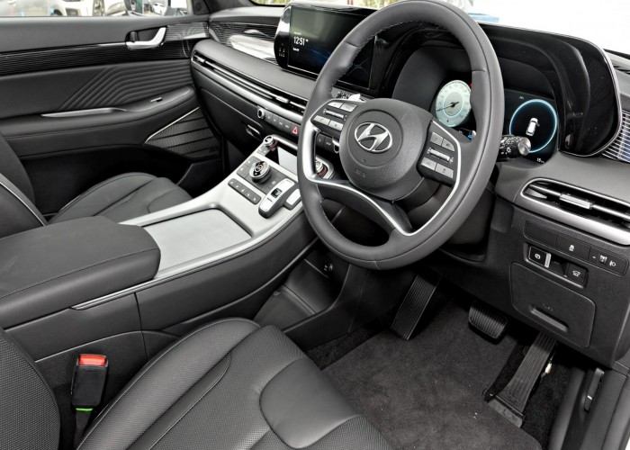 Used 1
                    HYUNDAI
                     for Sale Image