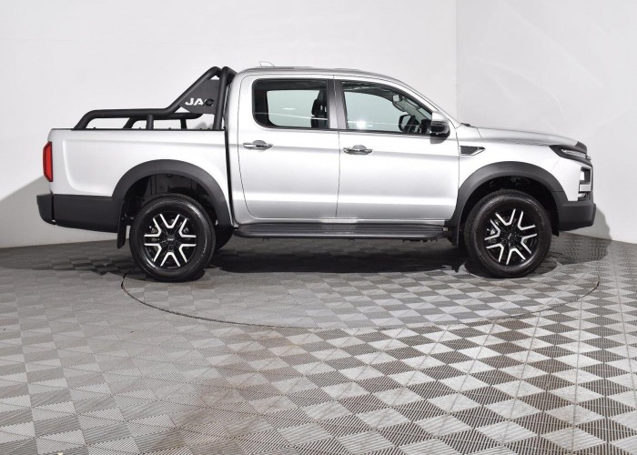 Used 1
                    JAC T9
                     for Sale Image