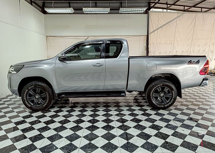 Used 10
                    TOYOTA
                     for Sale Image