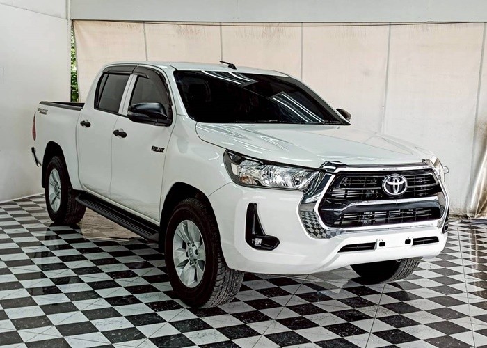 Used 8
                    TOYOTA
                     for Sale Image