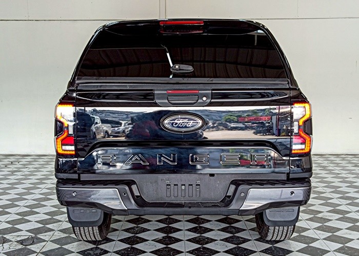 Used 9
                    FORD
                     for Sale Image